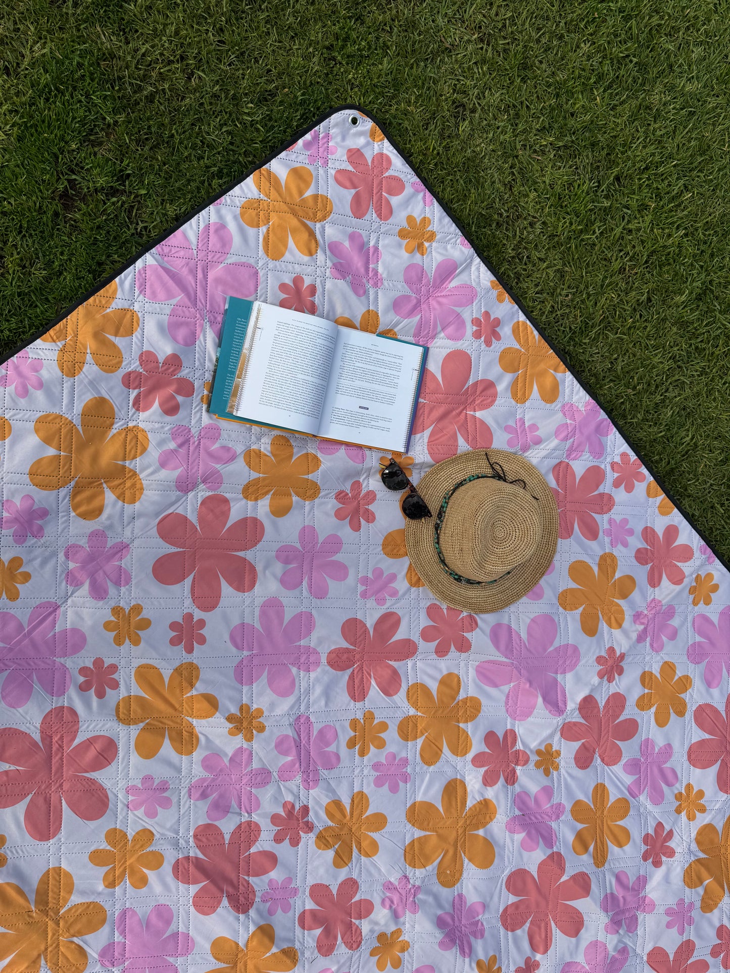 Retro Floral Picnic Rug
