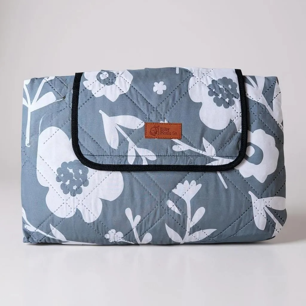 Dainty floral picnic rug