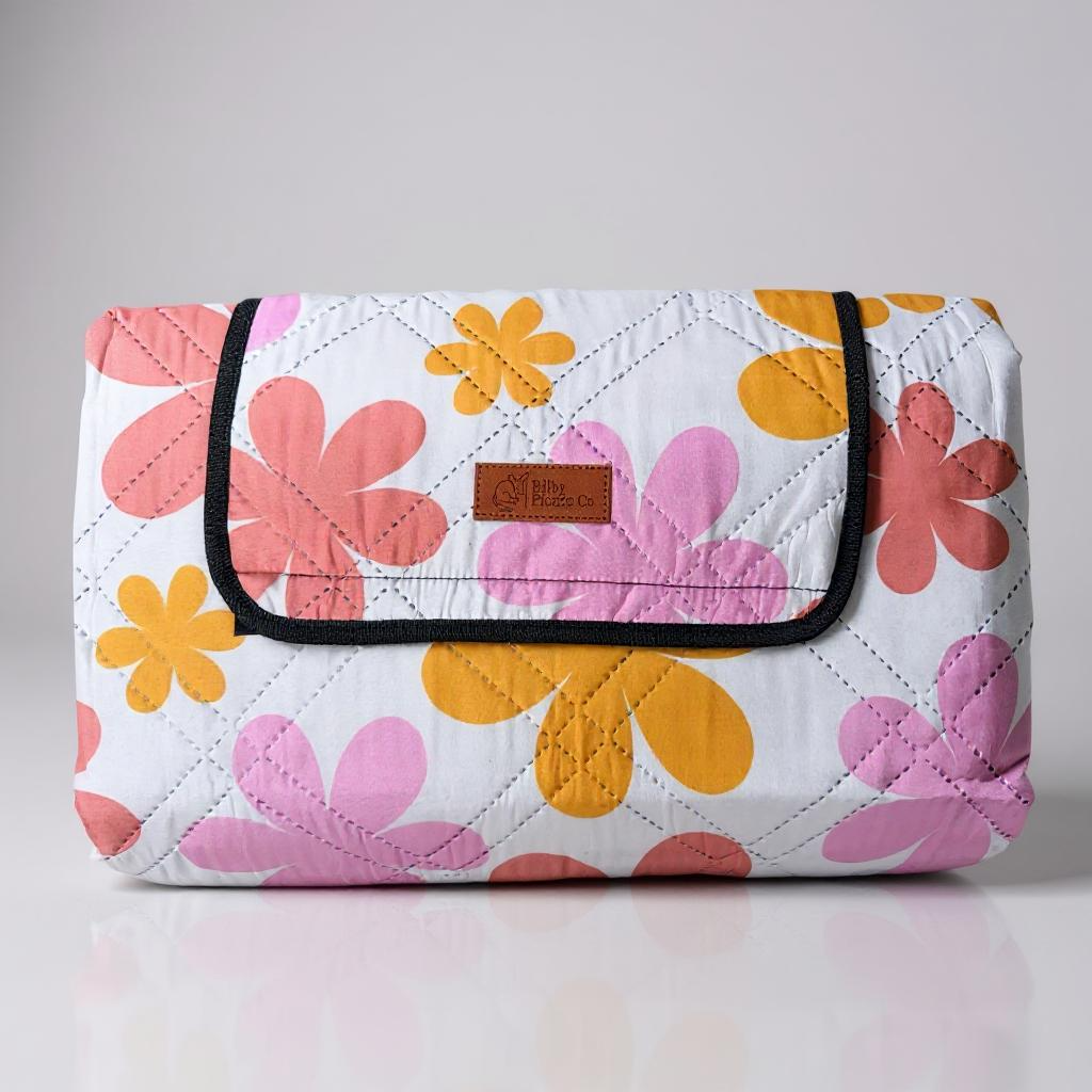 Retro Vintage Floral picnic Rug