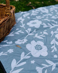 Dainty Floral Picnic Rug