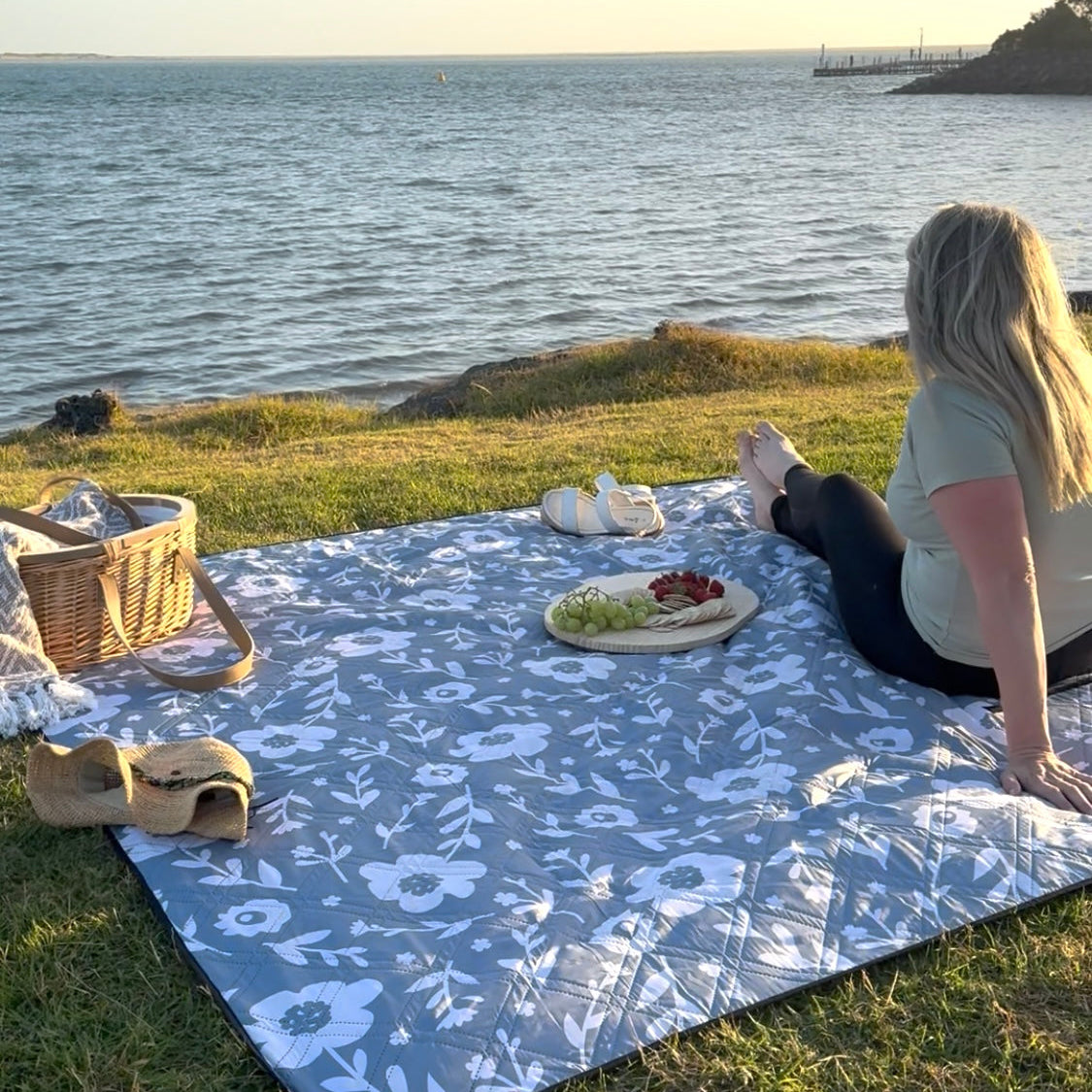 Picnick Rug Earthy Picnic Rugs - Natural tone Waterproof Picnic Blankets Bilby ...